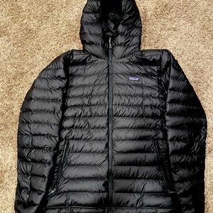 Patagonia down sweater hoody - Men’s large - excellent condition
